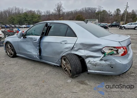 2013 Mercedes-Benz E 350 z USA, uszkodzony, nr VIN WDDHF5KB9DA667149